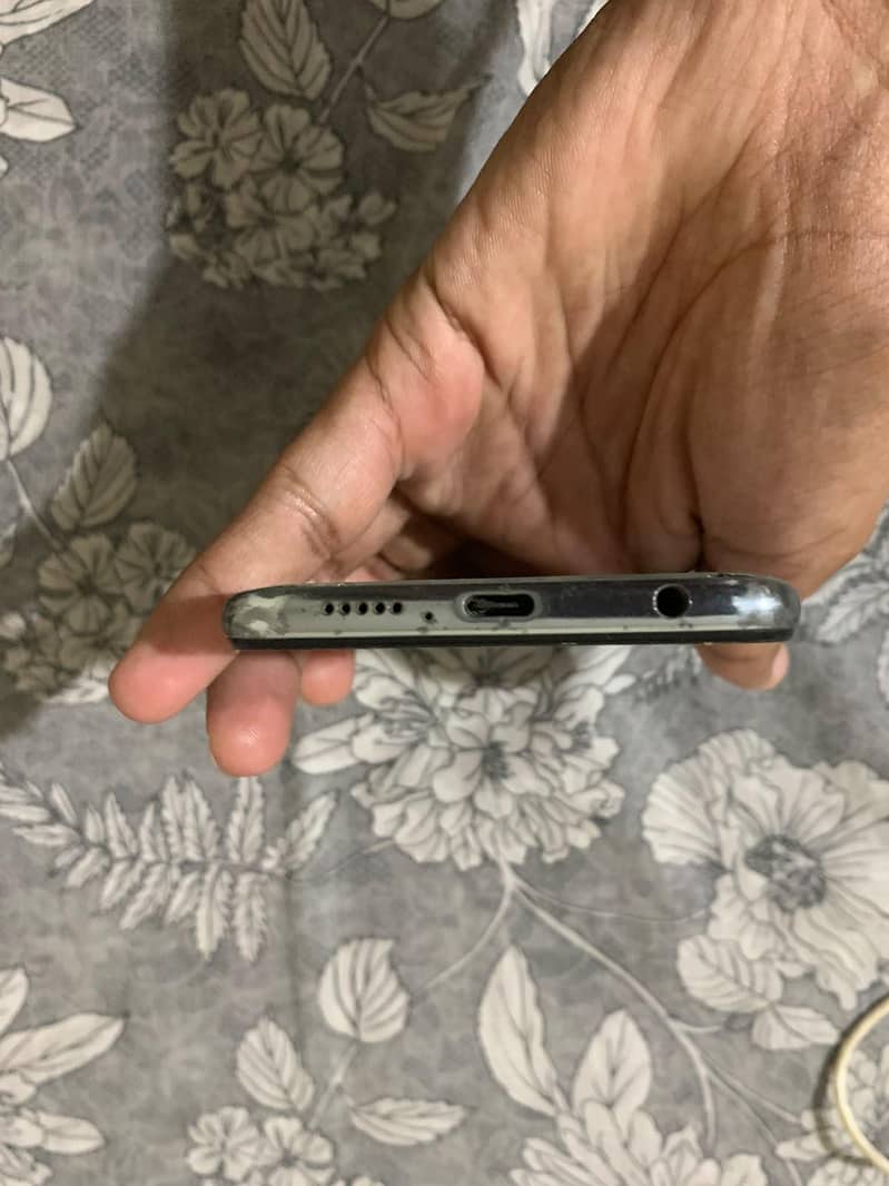 Xiaomi Redmi Note 9S 1