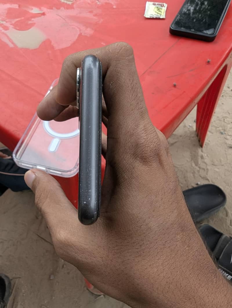 Apple iPhone 11 1