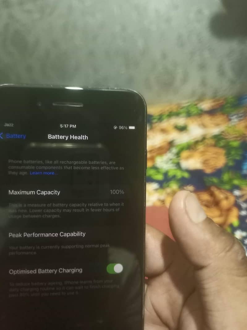 Apple iPhone 7 Plus 6