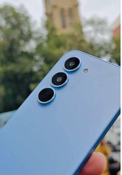Tecno Spark 40 pro 0