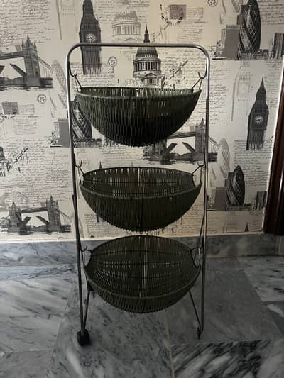 Vegetables trolley