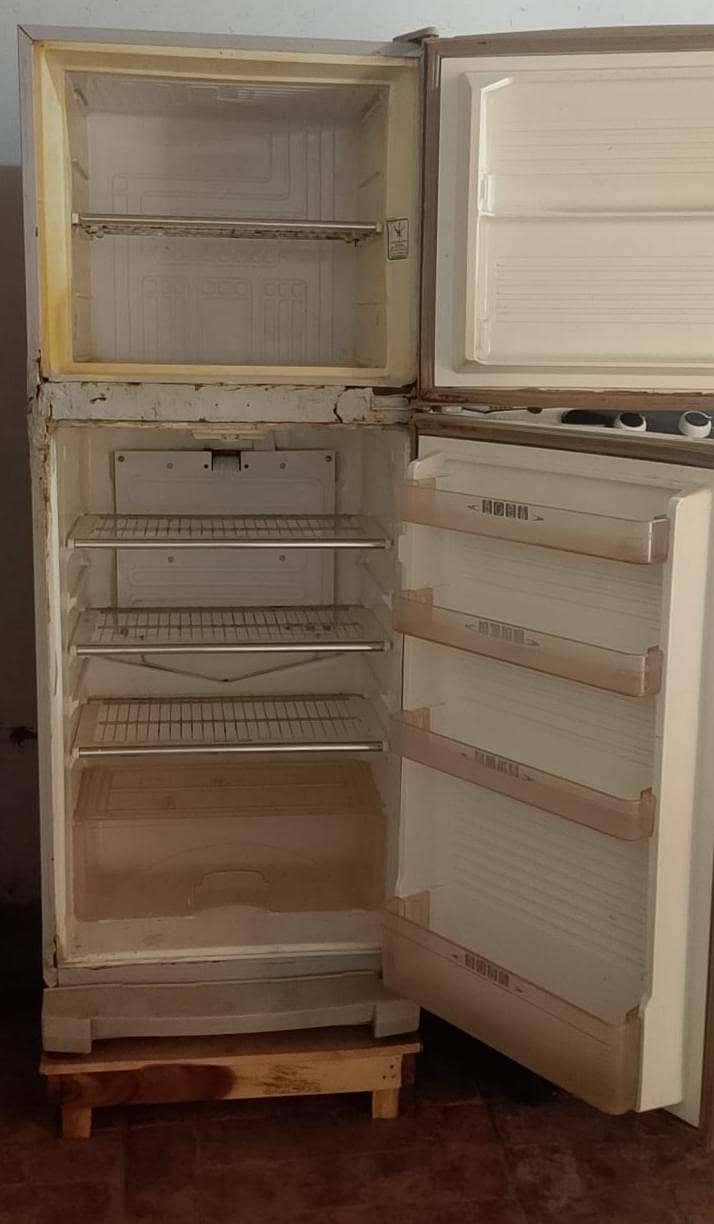 Dawlance Refrigerator 1