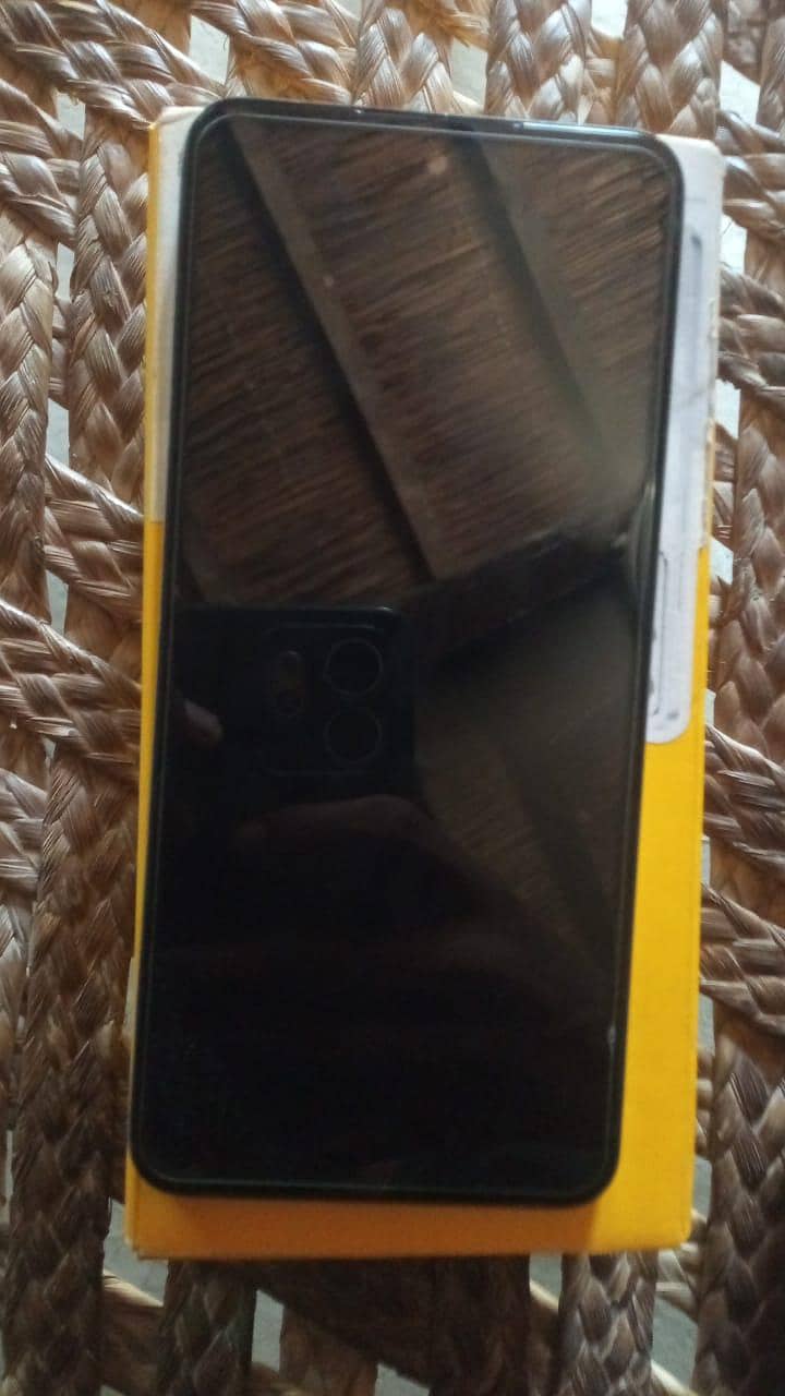Realme C71 1