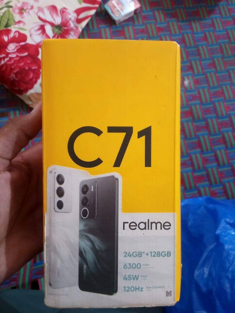 Realme C71 3