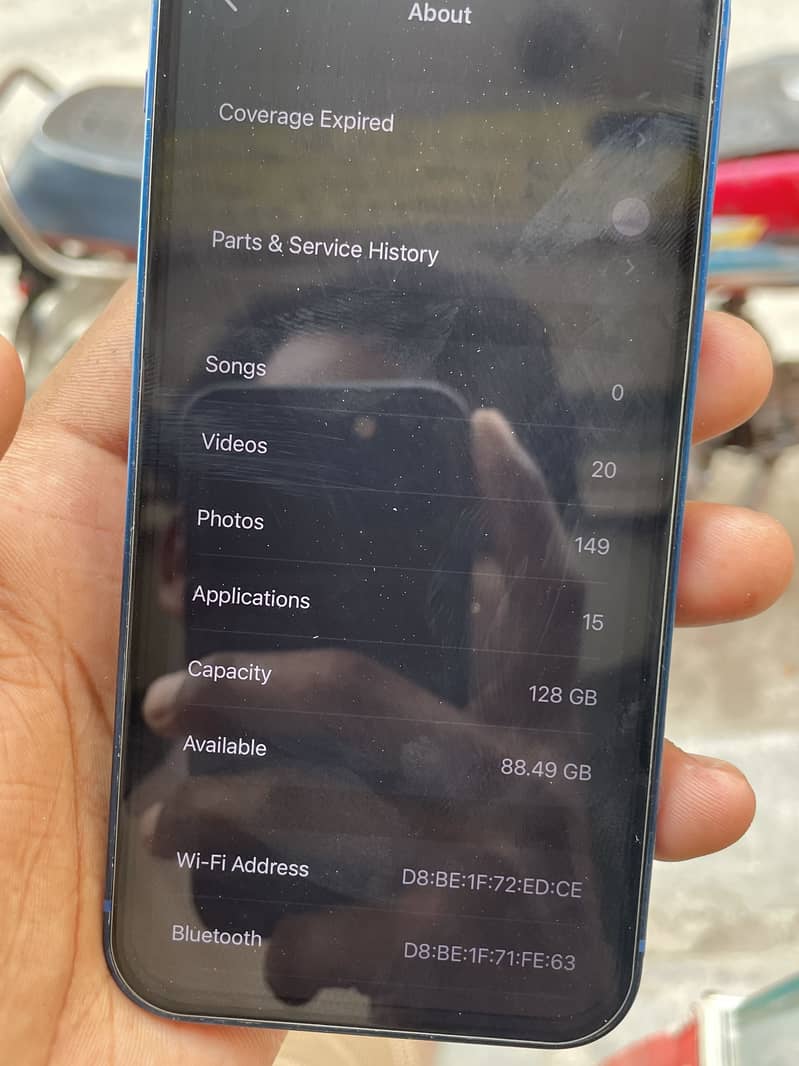 Apple iPhone 12 3
