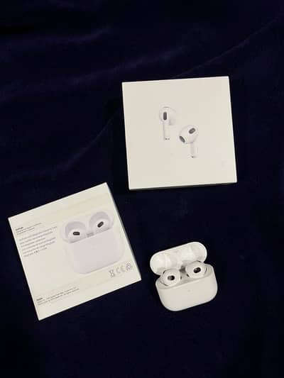 Apple AirPods (3rd Gen)