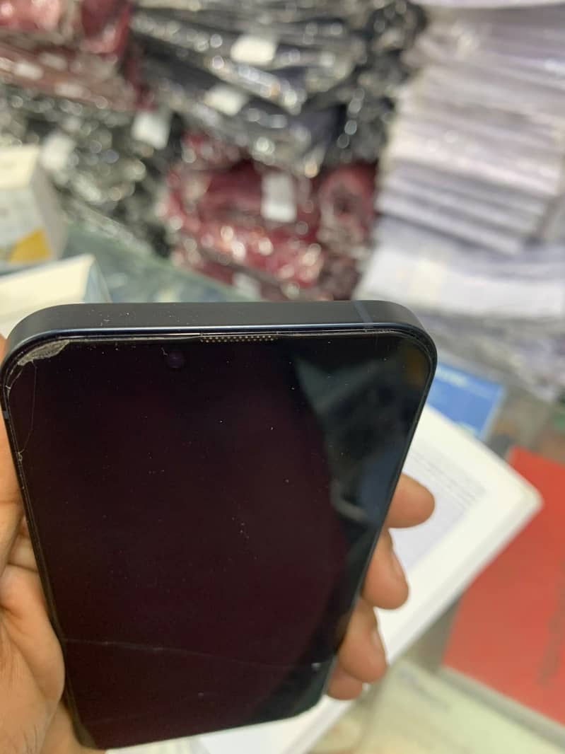 Apple iPhone 13 3