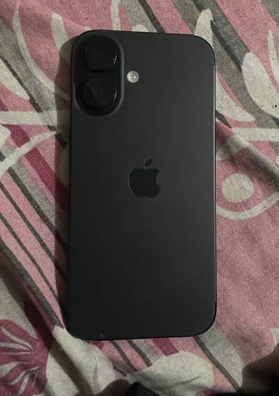 Apple iPhone 16