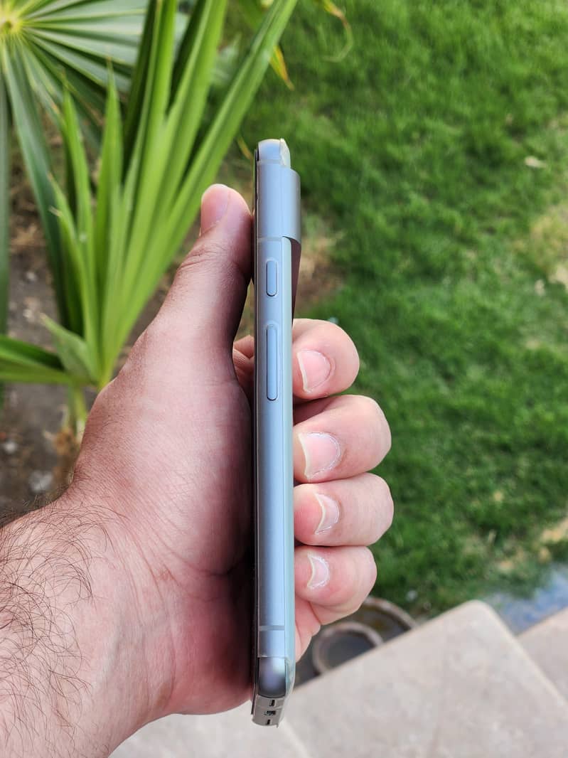 Google Pixel 8 3