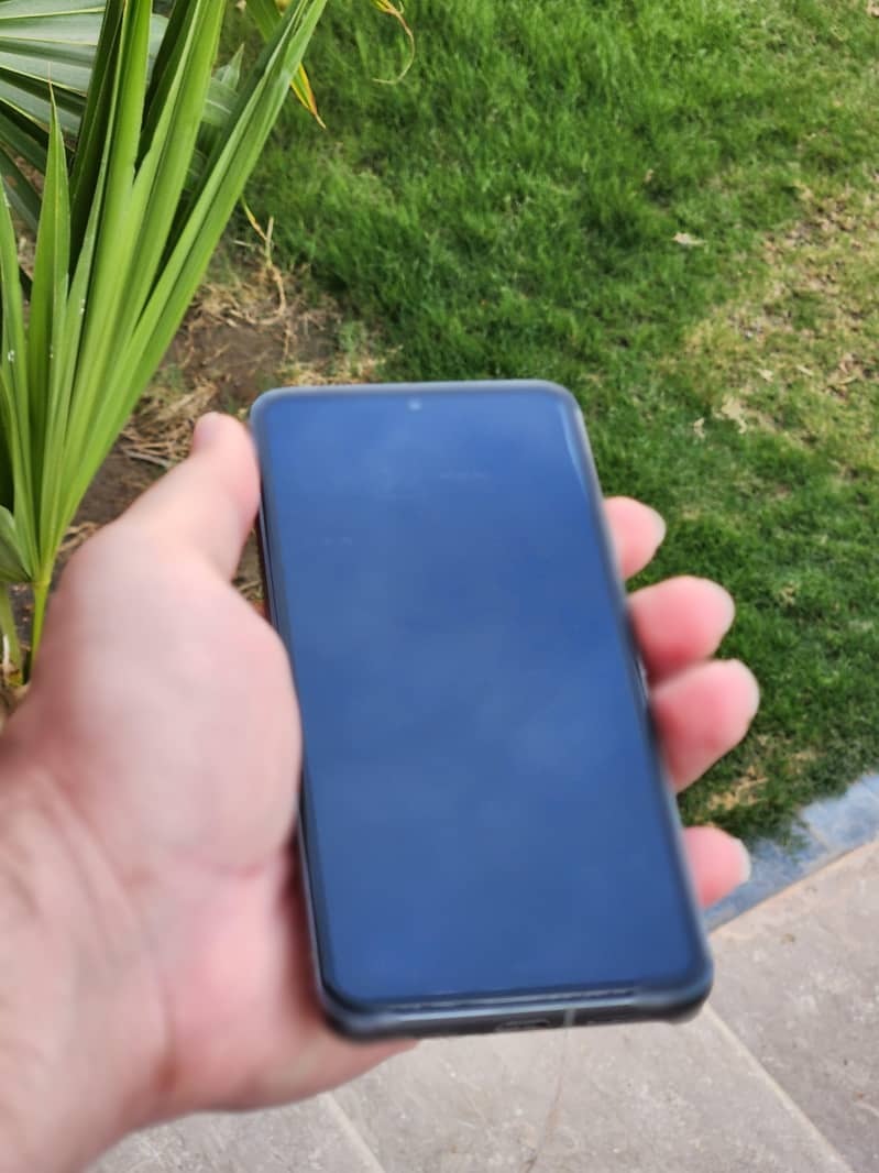 Google Pixel 8 5