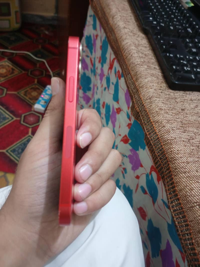 Iphone 12 mini 4