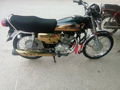 Honda 125 Gold Edition