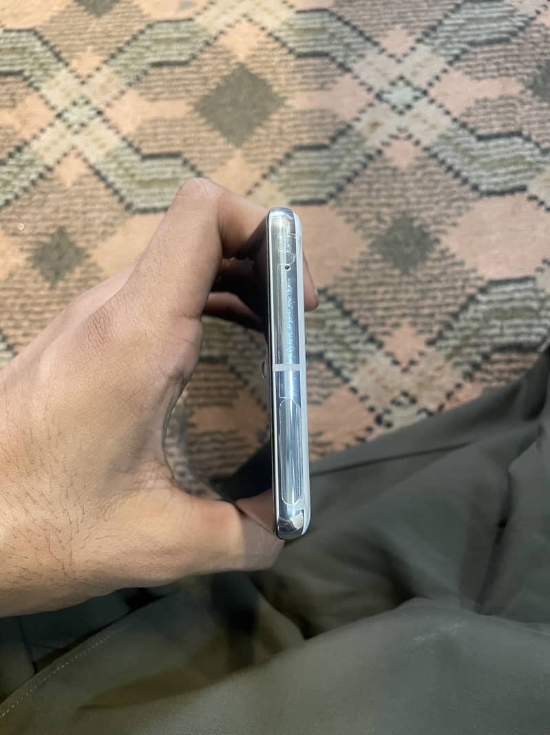 Google Pixel 7 Pro 2