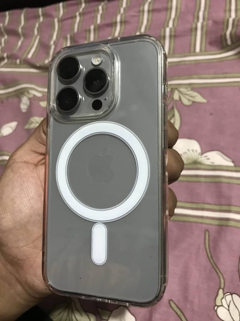 Iphone 15 pro jv 6