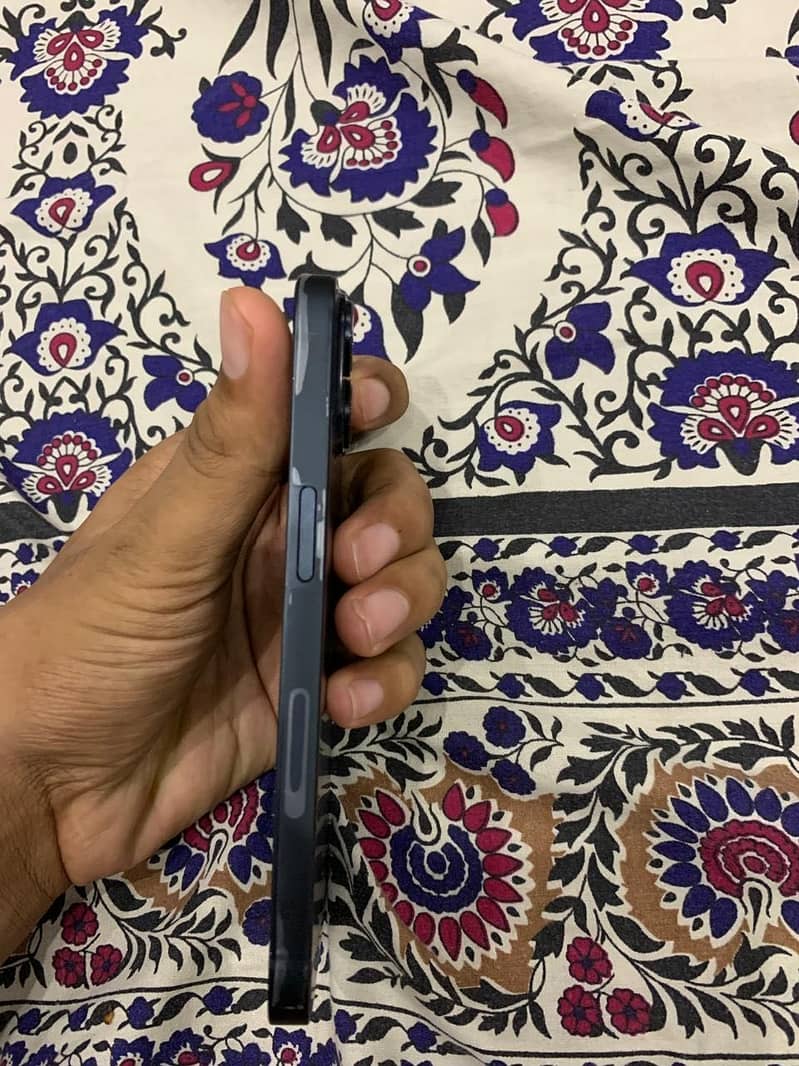 iPhone 14 jv 2