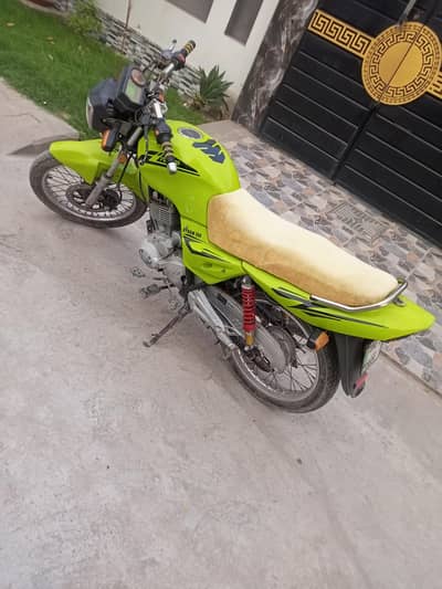 ravi piaggo tourist bike
