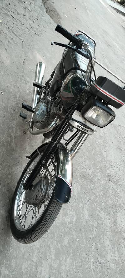 honda 125 2016MDL