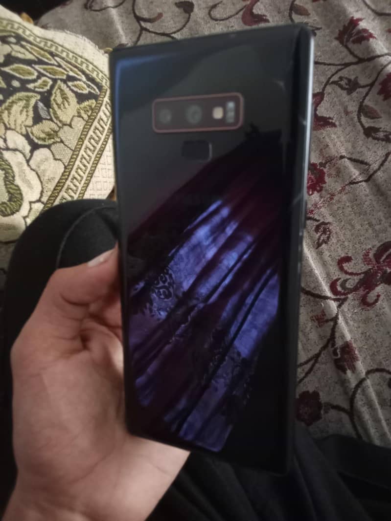 Samsung Mobile Note 9 1