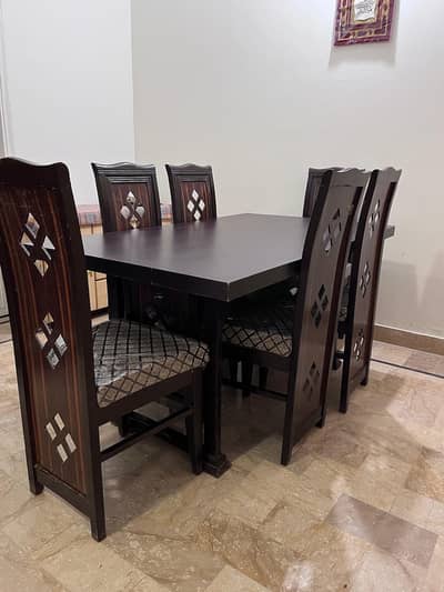 6-Seater Wooden Dining Table Set