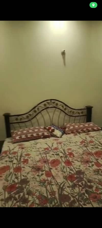 iron bed for selling with Good condition