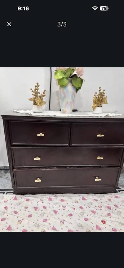 overall good but drawer channel kharab hy