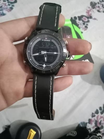 original naviforce watch 10/10 condition. .
