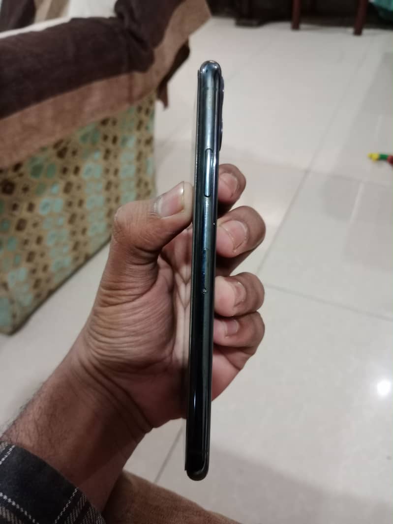 Iphone 11 pro max 3