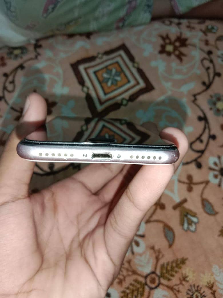 Apple iPhone 7 6