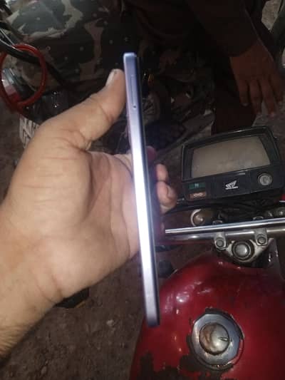 Infinix Hot 50i
