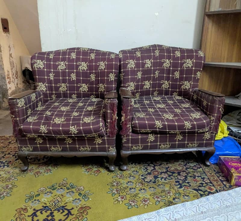 3 Seater + 2 seperate sofas 1