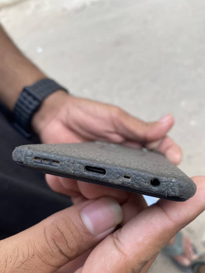 OPPO A54 4
