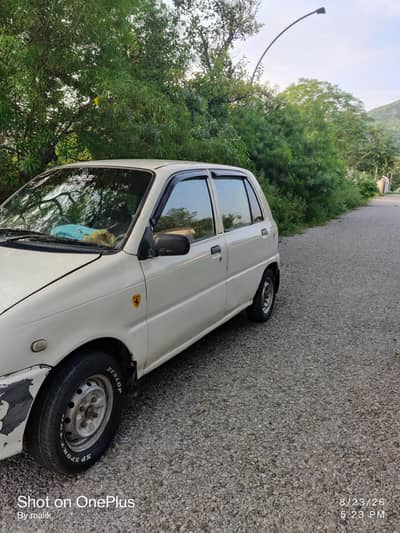 Daihatsu Cuore 2003