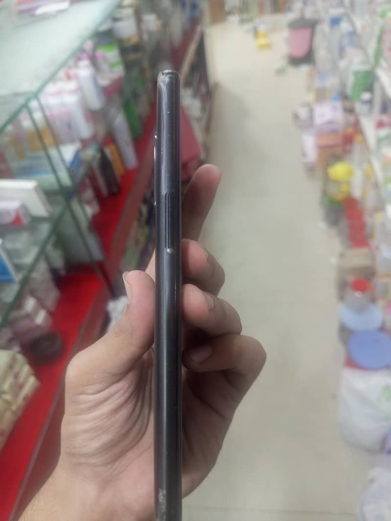 One Plus 10 Pro 6