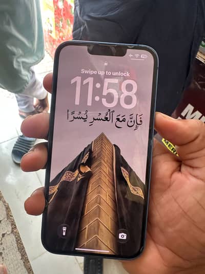 Apple iPhone 13