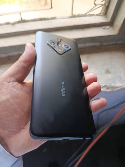 Infinix Zero 8