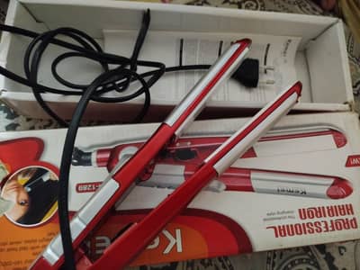 Kamie Hair Straightener – Excellent Condition