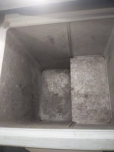 Dawlance freezer