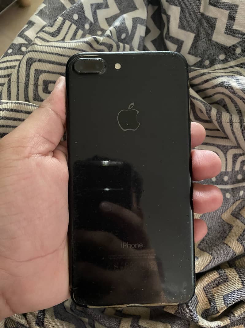 Apple iPhone 7 Plus 4