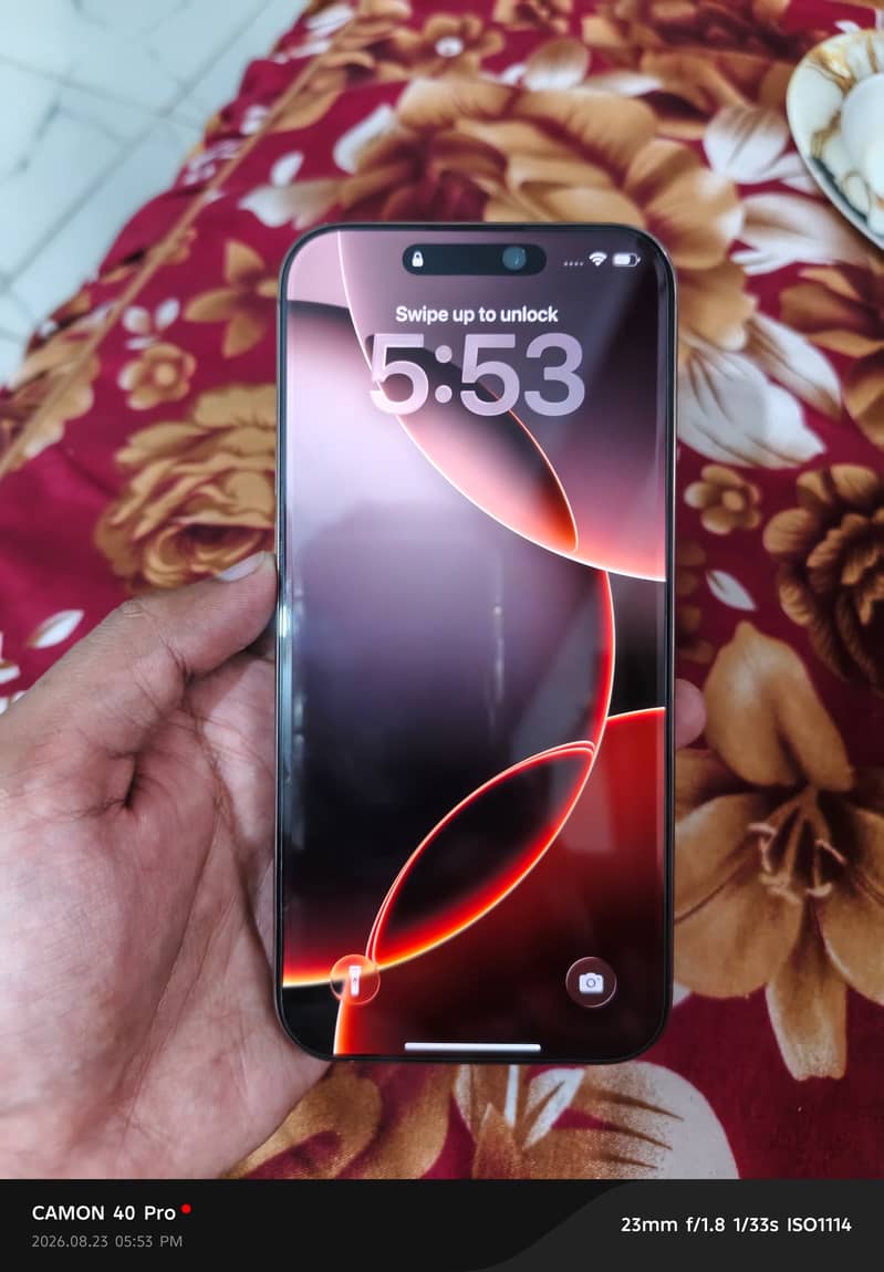 iPhone 16 Pro Max 5