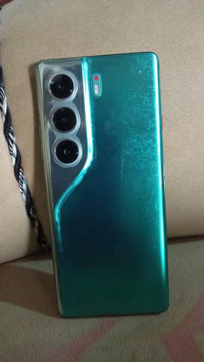 Tecno CAMON 40 Pro