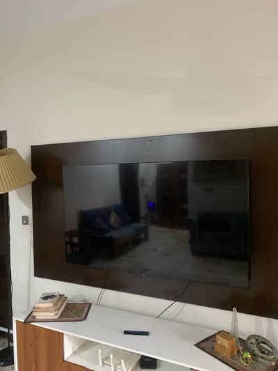 Samsung 65' Q-Led, dmartxLED, with broken panel to urgently sale