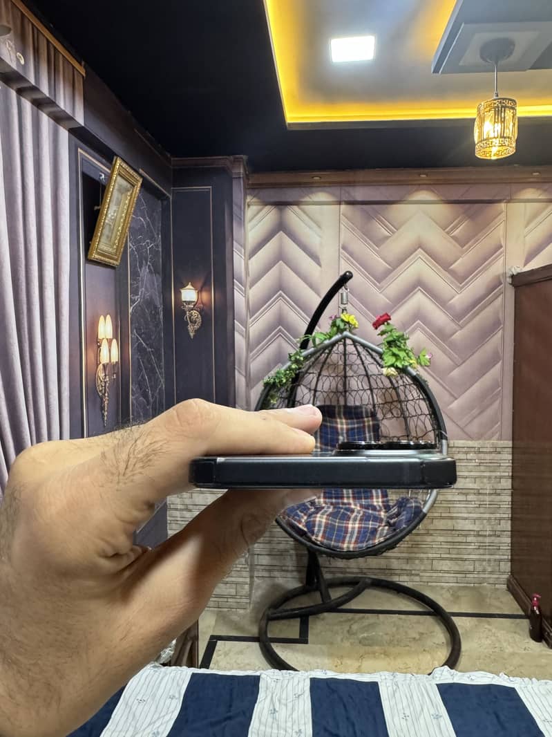iPhone 15 plus (jv) 4