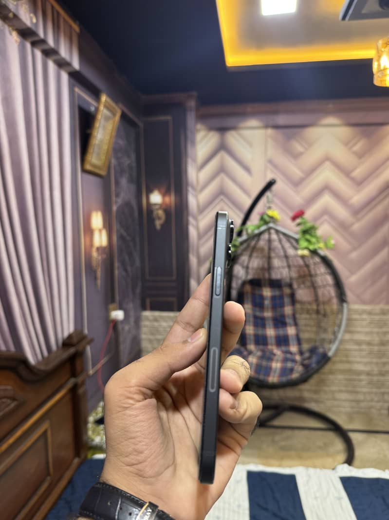iPhone 15 plus (jv) 7