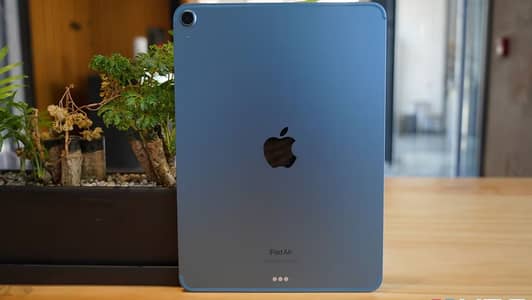 Apple iPad Air M1 100% Battery Health - 60 Cycles Only