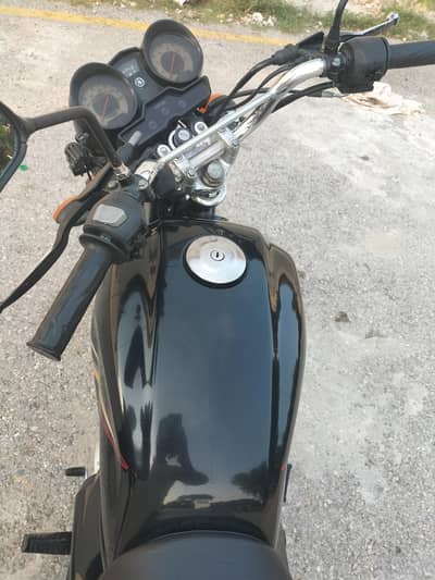 yamaha yb125z model 2017