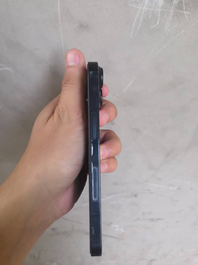Apple iPhone 14 1