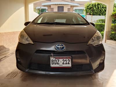 Toyota aqua 2012 model 2015 register sindh home used car