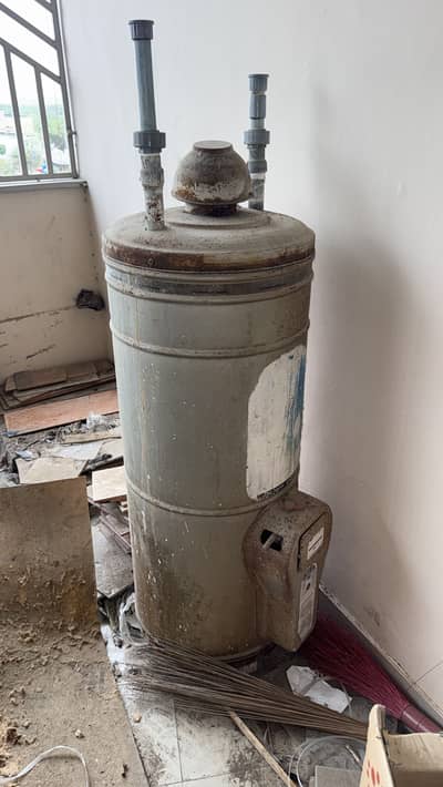 Geyser 35-40  gallon