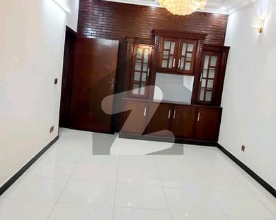 10 Marla Ground Floor With All Basic Necessities