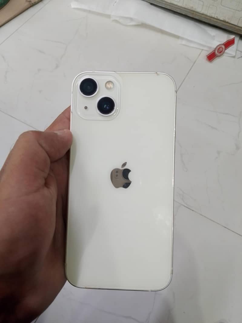 Apple iPhone 13 2